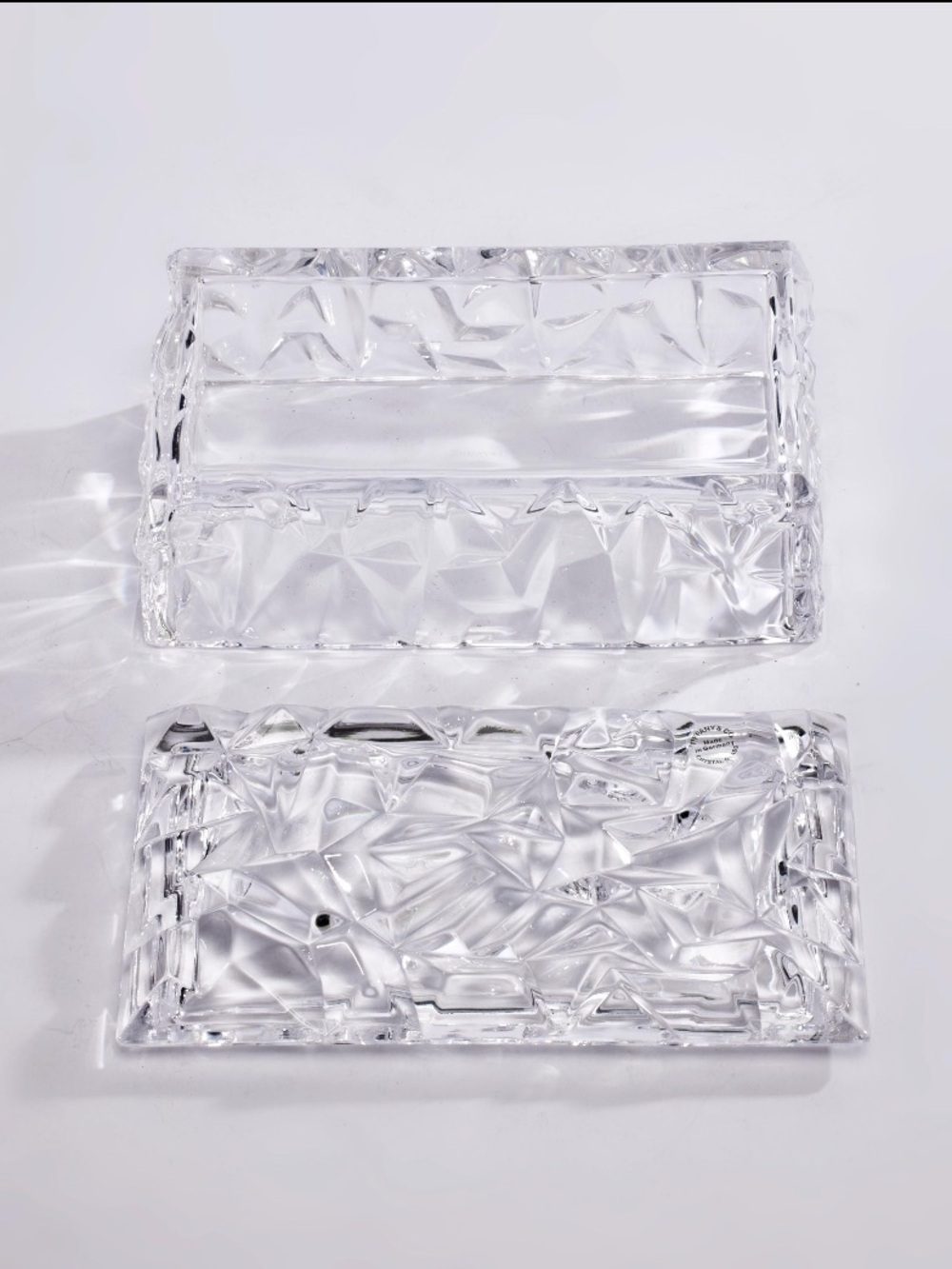 Vintage Tiffany & Co. Rock Cut Crystal Jewlery Box
Excellent Condition - Picture 13 of 13